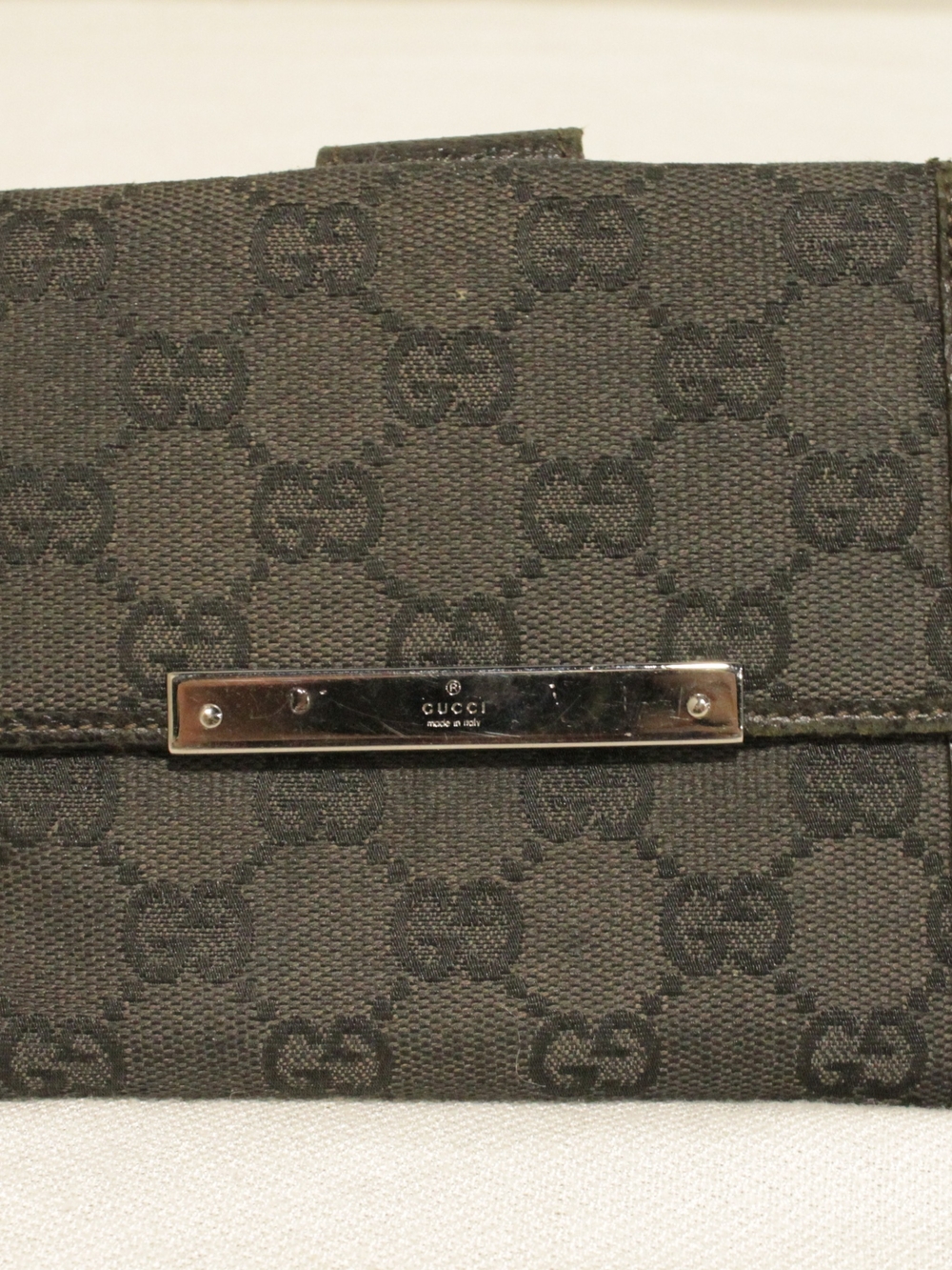 Gucci Men's Black GG Canvas Wallet with Silver Hardware